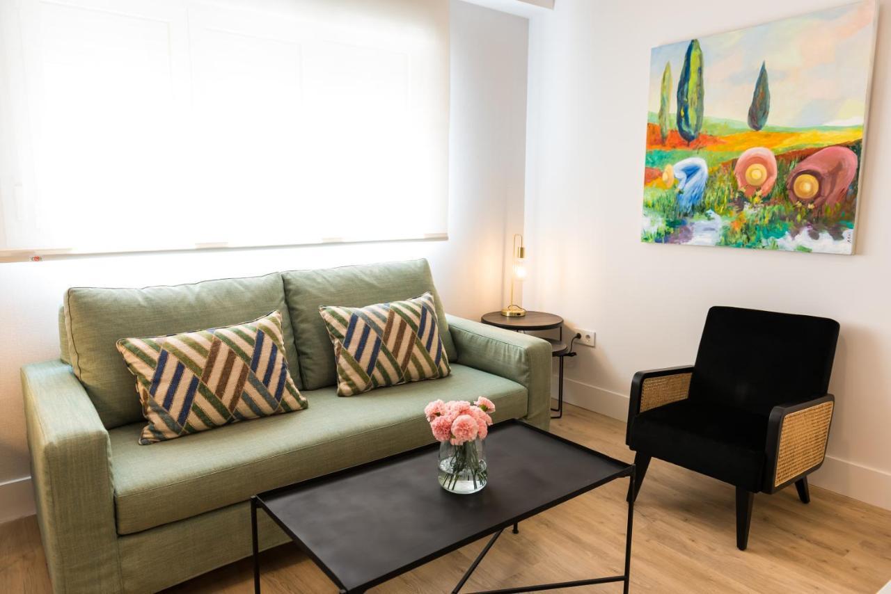 Treetriana Apartment Seville Ngoại thất bức ảnh